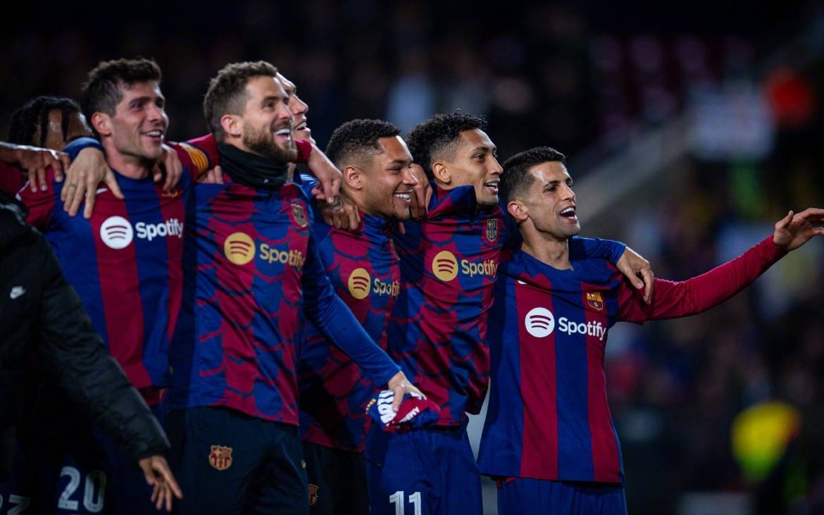 九游体育包含集结日皇家社会备战西甲，复出首秀细节曝光，话题不断，赛程密集仍需轮换的词条